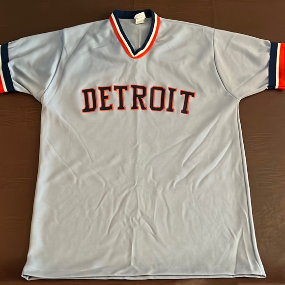 1980’s Detroit Tigers jersey!! Large. Absolutely beautiful MLB jersey and hat! - Picture 1 of 8